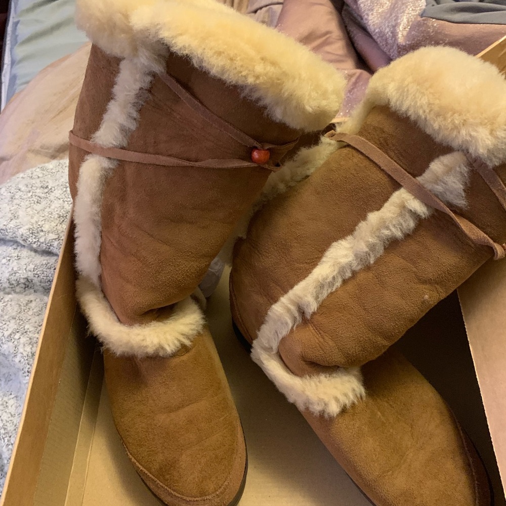 Uggs chestnut nightfall boot
